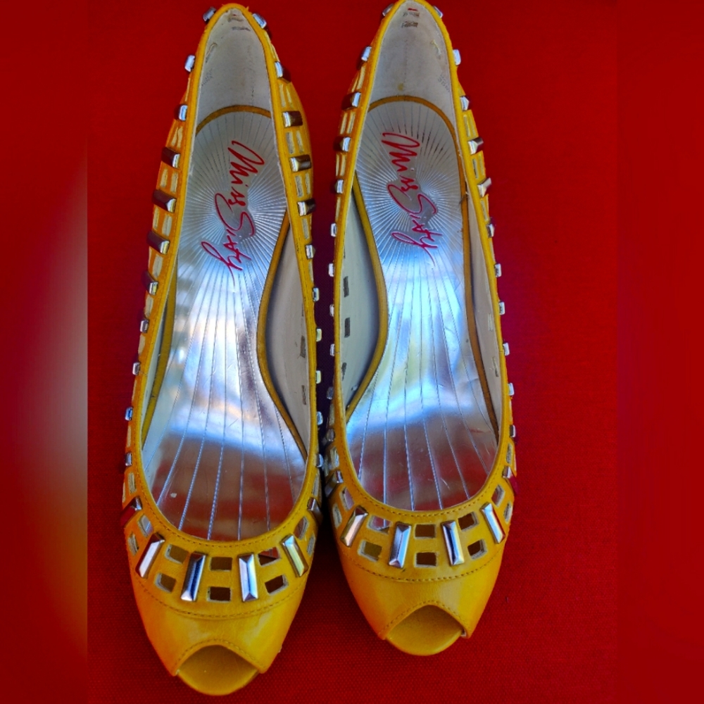 Miss Sixty formal heels in yellow